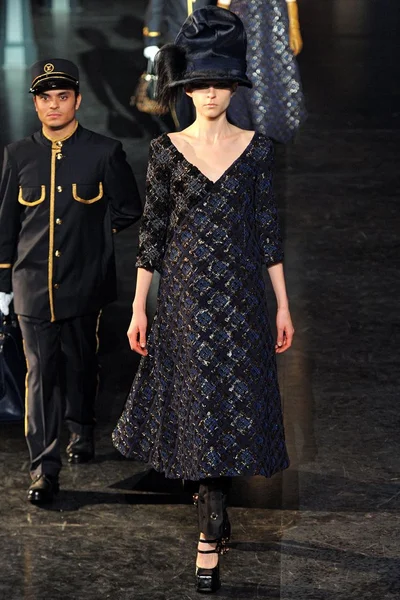 Look 39